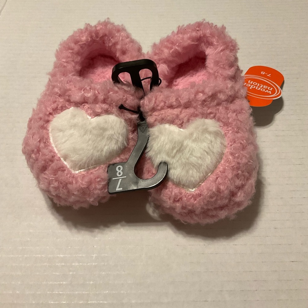 Girl’s Wonder Nation Pink Slipper Heart Sherpa